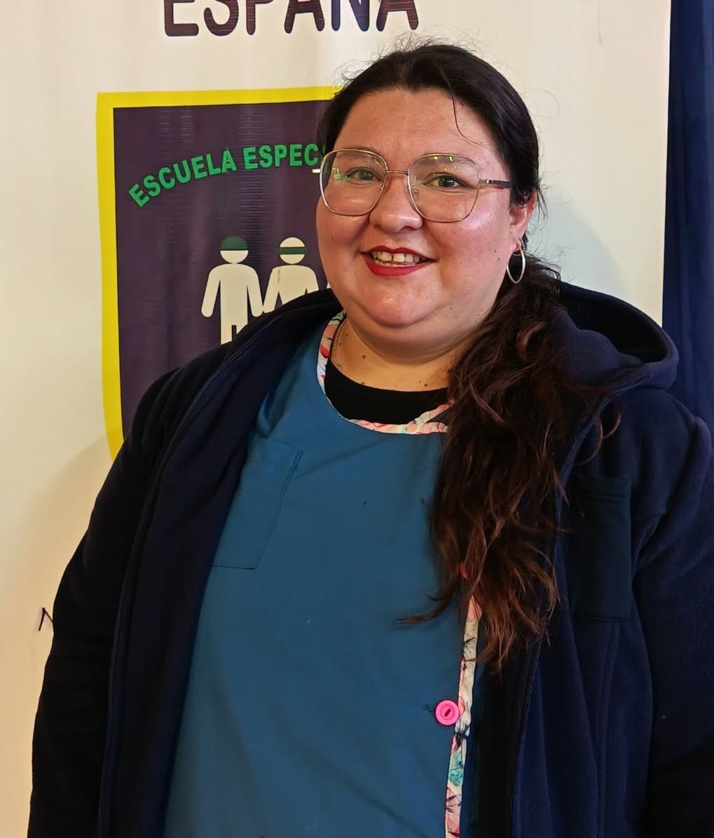 Tamara Bravo, Asistente De Aula